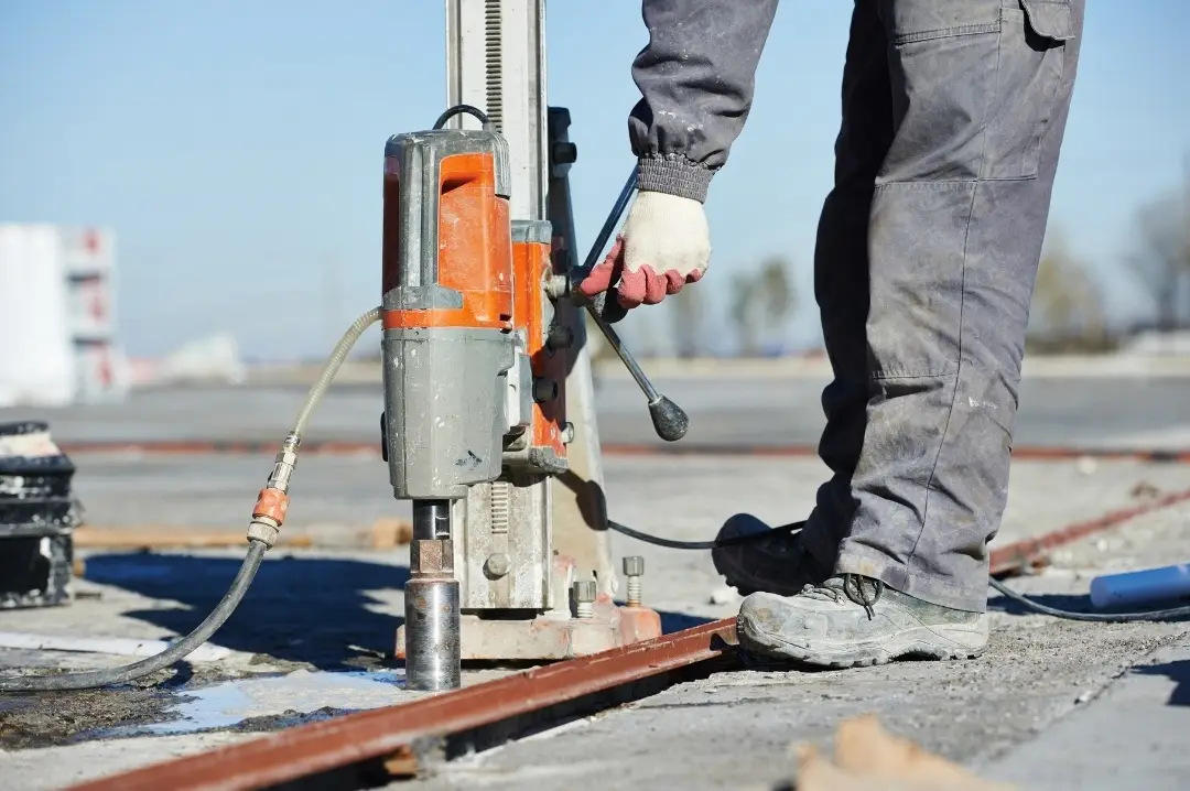 Karot İşlemleri hizmetinin resmi.